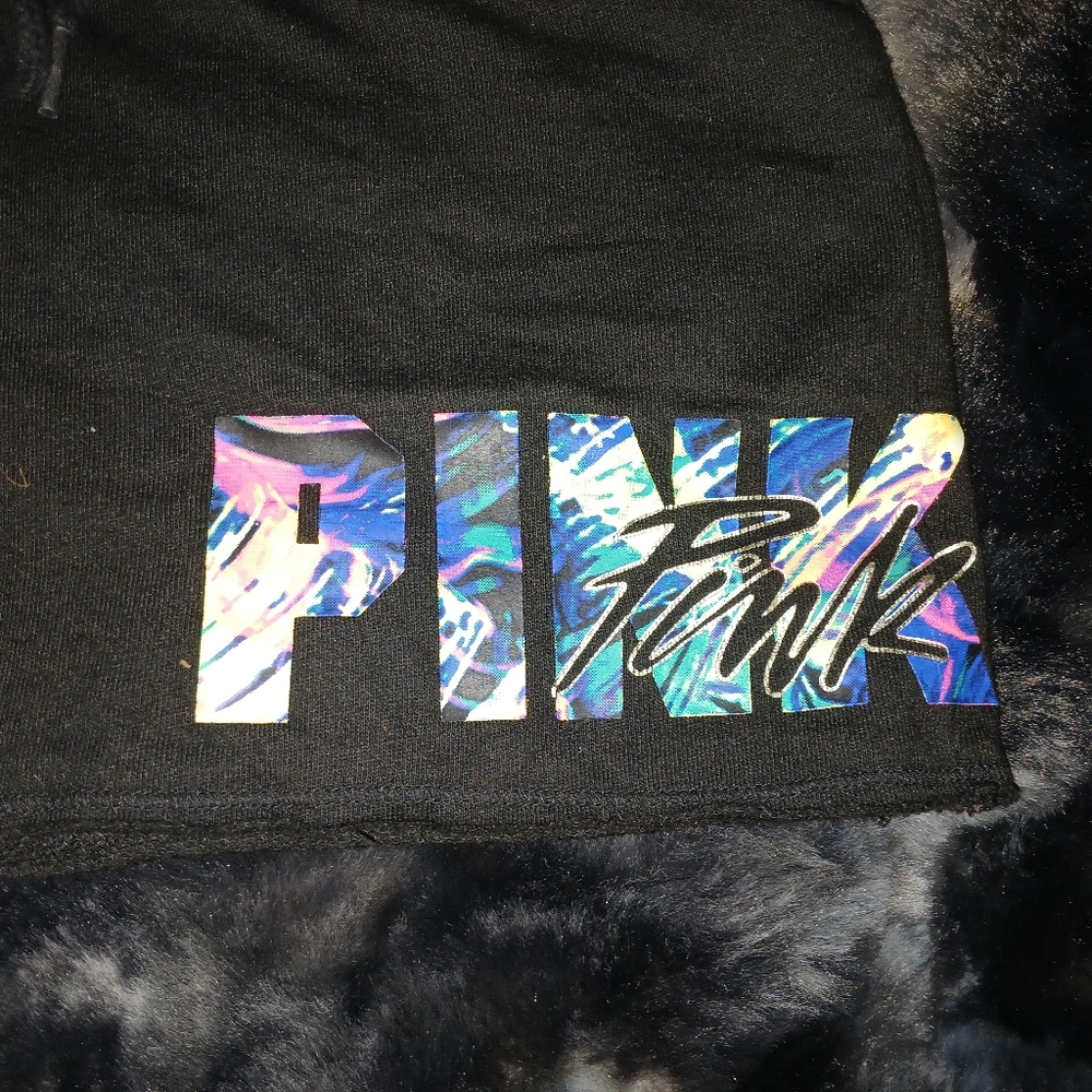 PINK VS cotton shorts multi colored logo